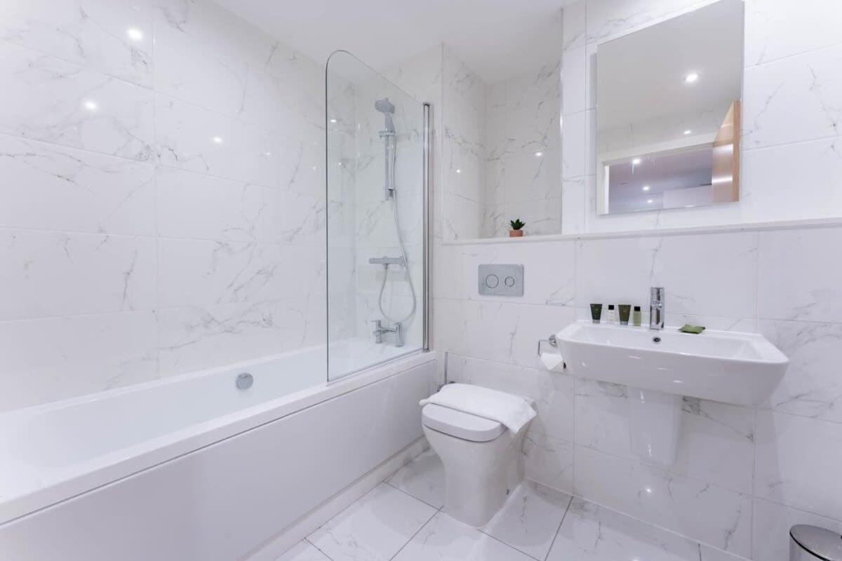 Lovely 1 Bedroom Apartment In Central Location Birmingham Buitenkant foto
