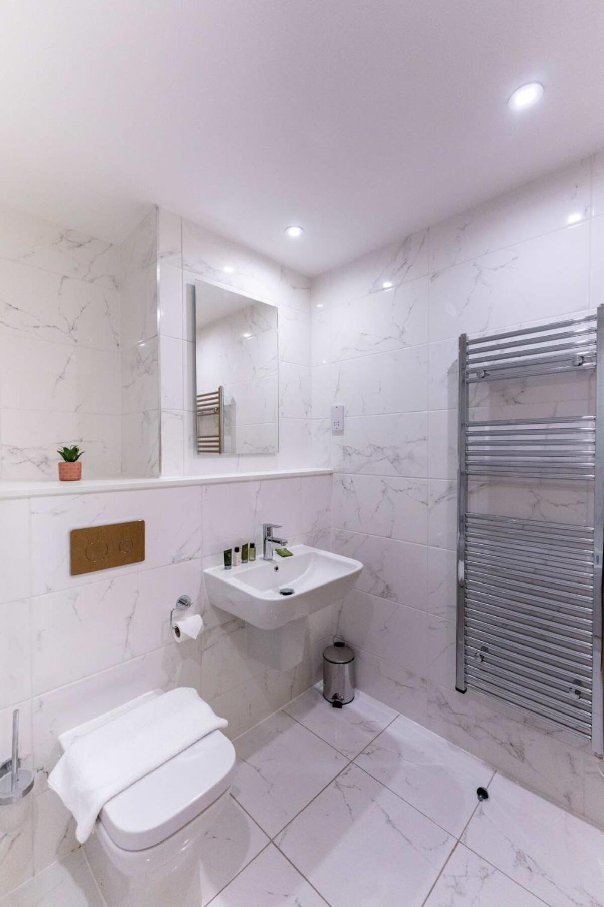 Lovely 1 Bedroom Apartment In Central Location Birmingham Buitenkant foto